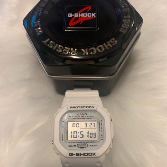 Men’s New Casio G-Shock (White)